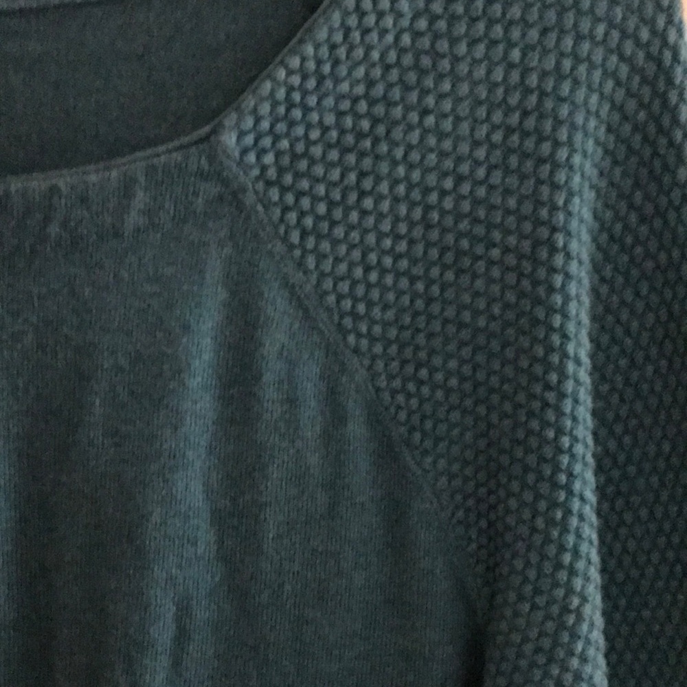 LOFT Sweater - Picture 3 of 6